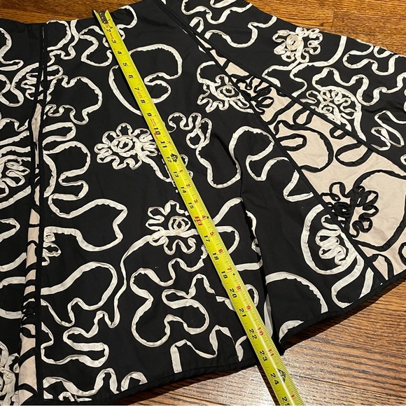 Vintage embroidered black and off-white mid length skirt - size XS - Picture 7 of 8